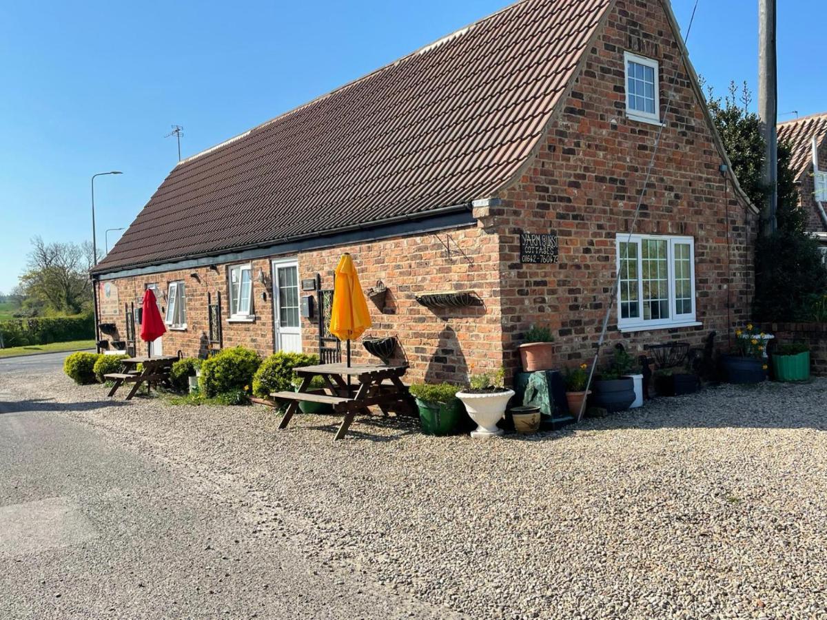 Yarm Cottages Sleeping 6 Forge And Smythy Kirklevington Екстер'єр фото